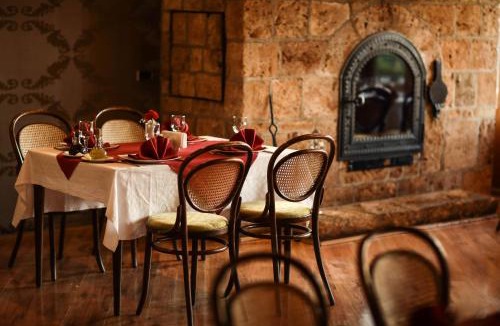 Mejë Hotel | Hotel Çarshia e Jupave