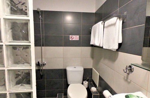Piraeus Hotel | Hotel Achillion