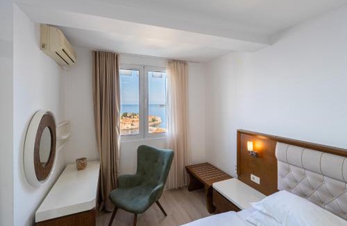 Sveti Stefan Hotel | Hotel Adrović
