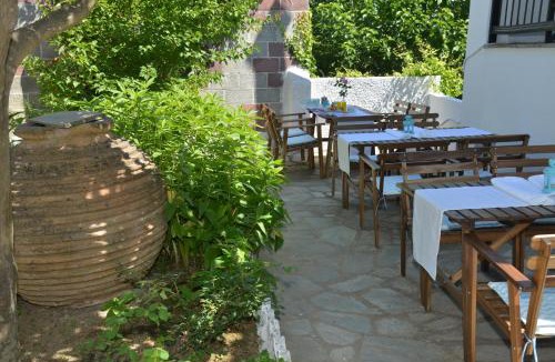 Skopelos Town Hotel | Hotel Anelli