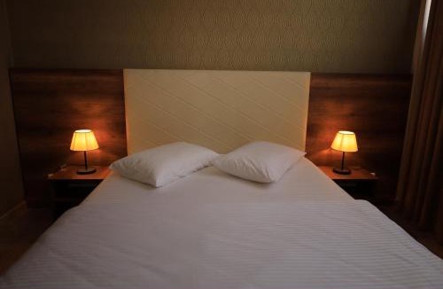 Vitomiricë Hotel | Hotel Antika