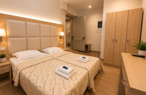 Perea Hotel | Hotel Avra