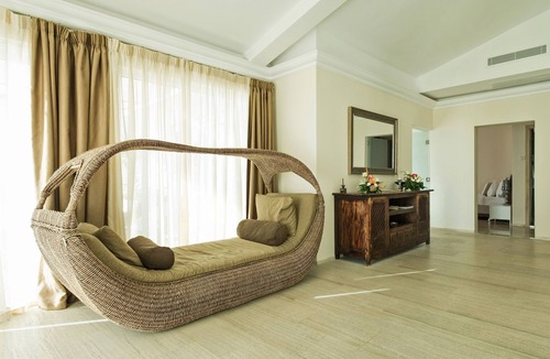 Sveti Stefan Hotel | Hotel Azimut