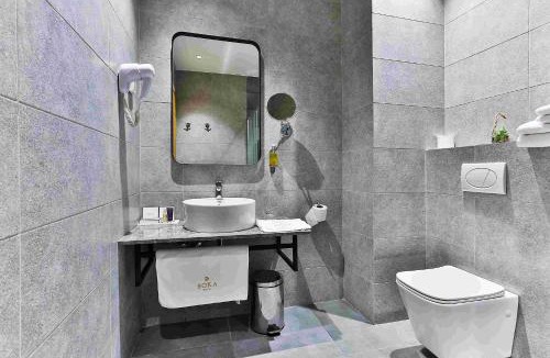 Radanovici Hotel | Hotel Boka