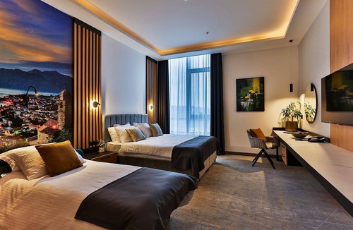 Radanovici Hotel | Hotel Boka