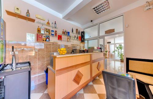 Canj Hotel | HOTEL DANA