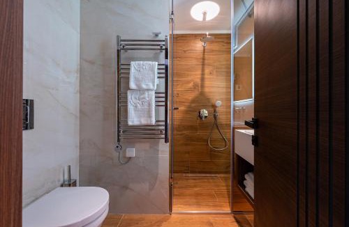 Virpazar Hotel | Hotel De‘Andros Virpazar