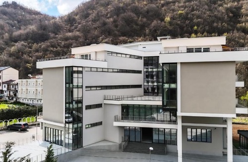 Diber Hotel | Hotel ERALD