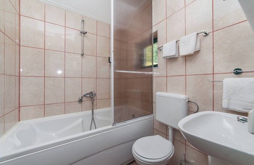 Mojkovac Hotel | Hotel Gacka - Standard Cottage with Balcony (2 Adults)
