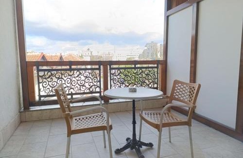Mejë Hotel | Hotel Happy
