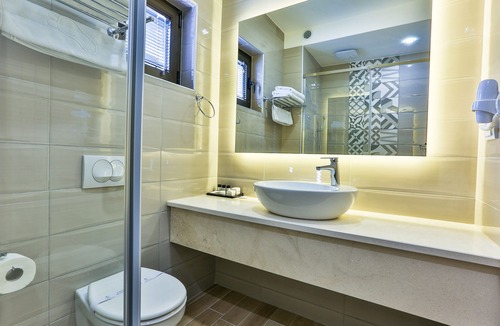 Petrovac Hotel | Hotel Harmony by Aycon