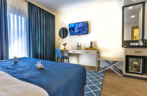 Petrovac Hotel | Hotel Harmony by Aycon