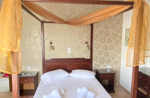 Chrisi Akti Apartment | Hotel Hera