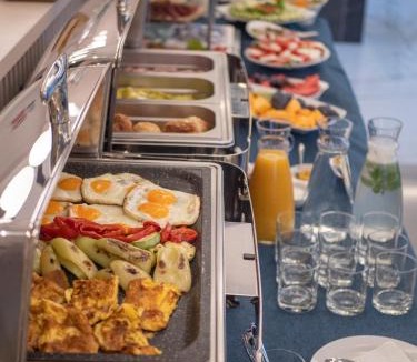 Velji Vinogradi Hotel | Hotel Idila Budva