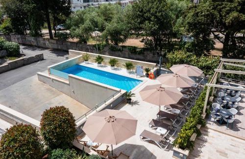 Velji Vinogradi Hotel | Hotel Idila Budva