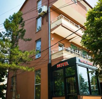 Kukes Hotel | Hotel Iseberi
