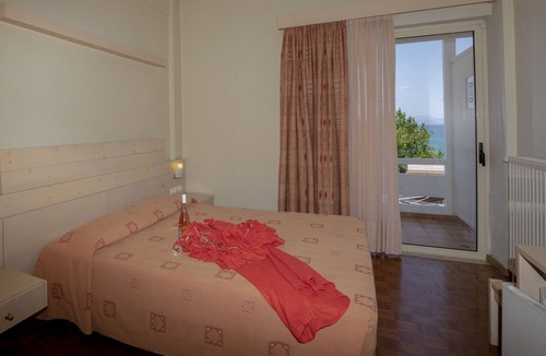 Kamena Vourla Hotel | Hotel Kypreos Kamena Vourla