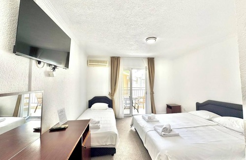 Rozino Hotel | Hotel Lobo
