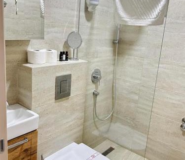 Meljine Hotel | Hotel Maksim