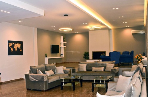 Pyrgos Hotel | Hotel Marily