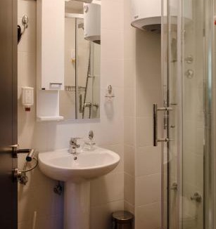 Cetinje Hotel | Hotel Monte Rosa