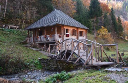 Kaludra House | Hotel Oka i Po