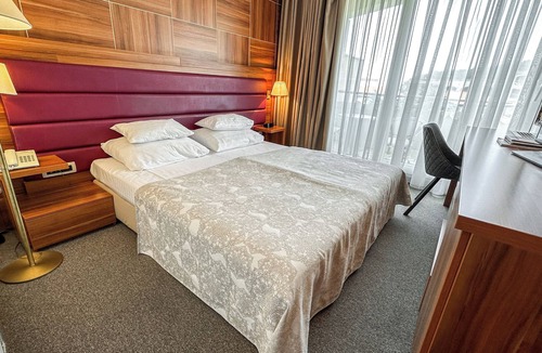 Petrovac Hotel | Hotel Palas