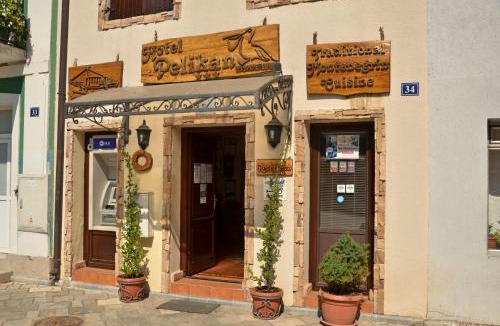 Virpazar Hotel | Hotel Pelikan