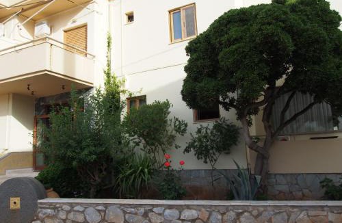 Lefktron House | HOTEL STOUPA