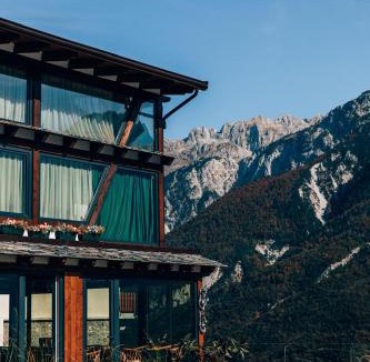 Shale Hotel | Hotel Thethi