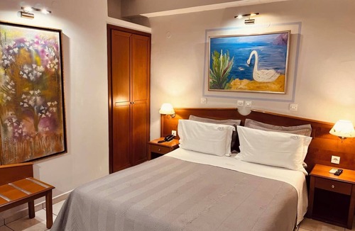 Piraeus Hotel | Hotel Triton
