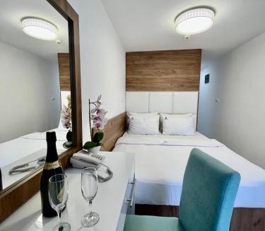 Rana Hotel | Hotel Villa Garden Ulcinj-Ulqin