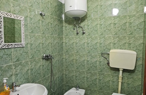 Shkembi i Kavajes Hotel | HotelStina