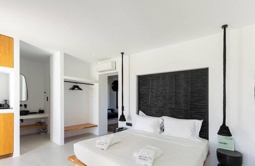 Plintri Hotel | Hotiday Suites Mykonos