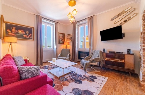 Corfu Town Apartment | House "Contessa di Corfu i" with sea view & Wi-Fi
