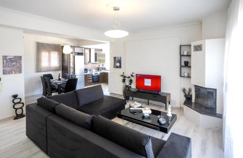 Nea Iraklitsa Apartment | House EOLIA