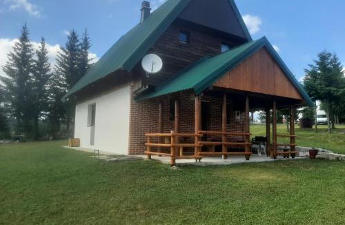 Zabljak Villa | House in forest