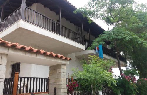 Sarti Apartment | House Kosmas on the beach