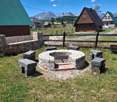 Tepacko Polje House | House Negro Žabljak