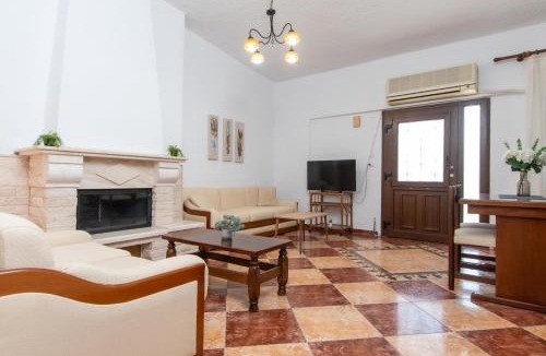 Polichrono Apartment | Houseloft Sandals Beachfront