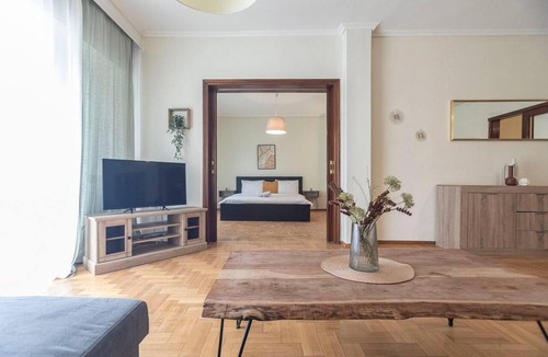Thessaloniki City Centre Apartment | Houseloft White Tower Echo