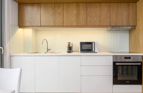 Kos Town Apartment | Hyacinthus Executive Suite 5 Min to BEACH