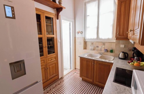idhra Apartment | Hydra's Pearl - Gold Pearl, Luxury Mansion, No Steps, 120, from the port