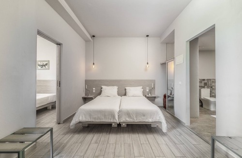 Lefkada Town Hotel | Ianos Hotel