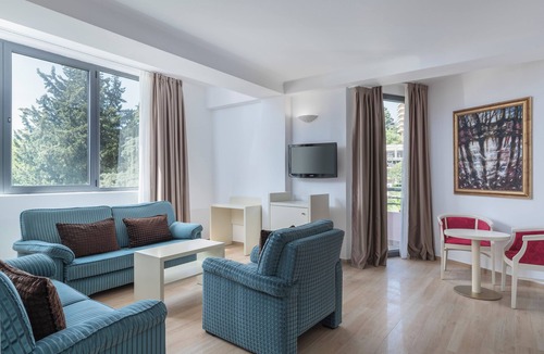Boreti Hotel | Iberostar Waves Bellevue