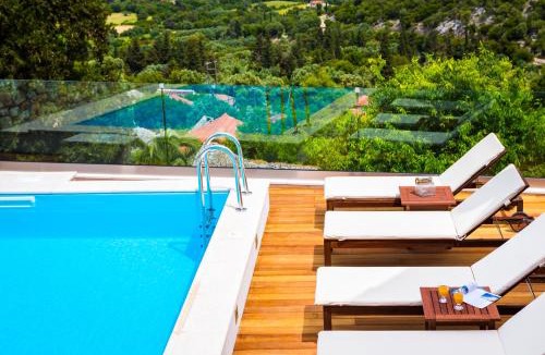 Aetos Villa | Iconic Villas - Villa Vada
