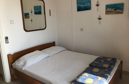Gerakini House | Ideal 3-floor Maisonette next to the sea