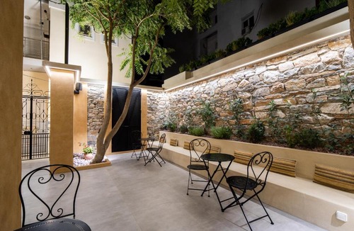 Volos City Centre Apartment | Industrial Loft - Le petit Bati