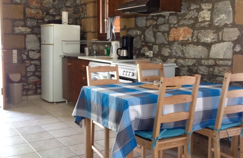Lefktron Villa | Io Villa 3 a little stone castle with pool