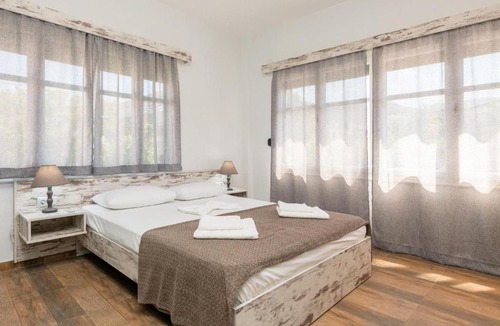 Skala Kallirachis Apartment | Ioanna Studios